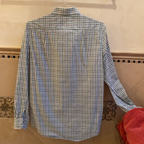 Izod plaid lightweight button down - Picture 4 of 4